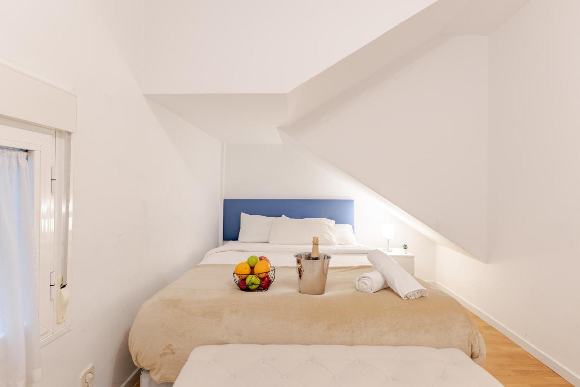 Mad Coco Aparts & Suites Centro Sol Madrid Extérieur photo